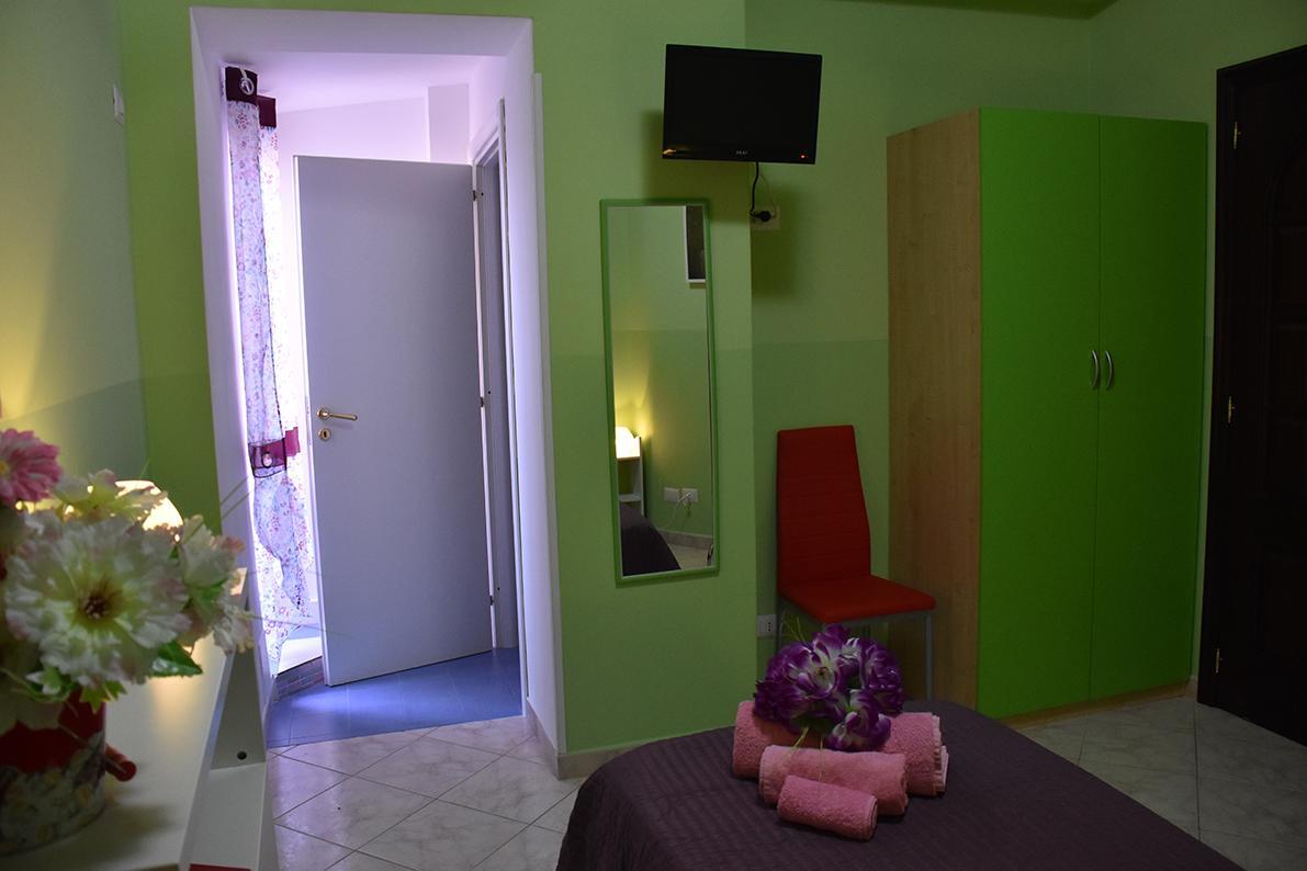 جيارديني ناكسوس B&B La Casa Di Luigi المظهر الخارجي الصورة